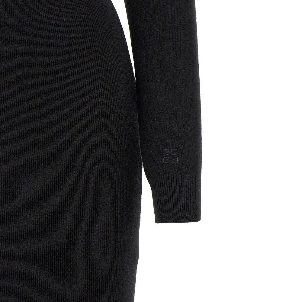 Abito in maglia con apertura sul retro