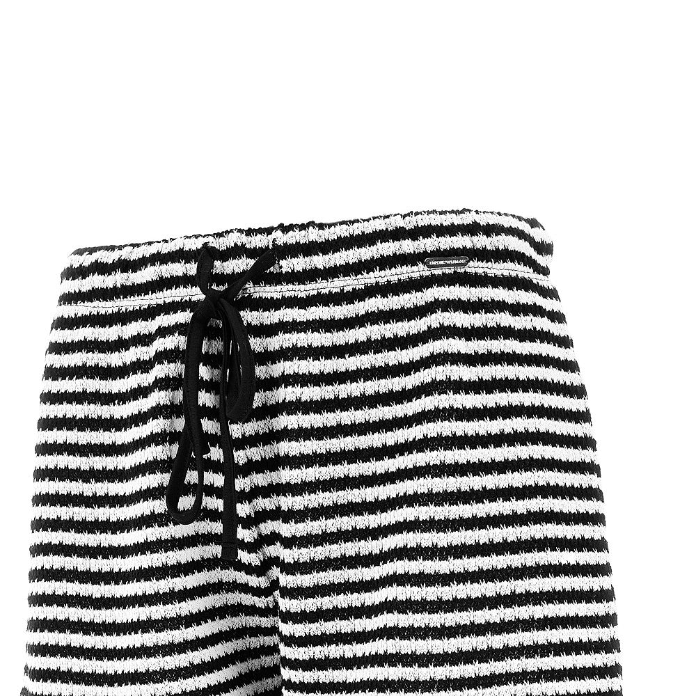 Striped knitted shorts