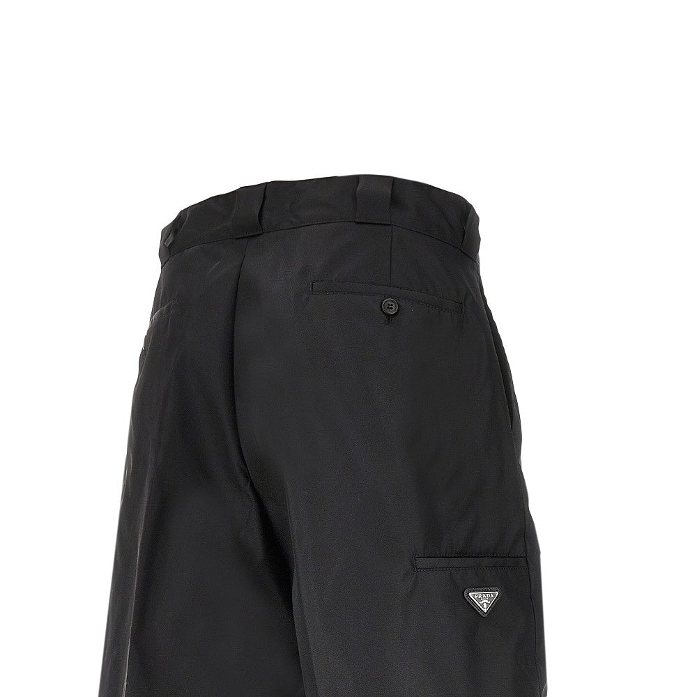 Bermuda in Re-Nylon con logo triangolo