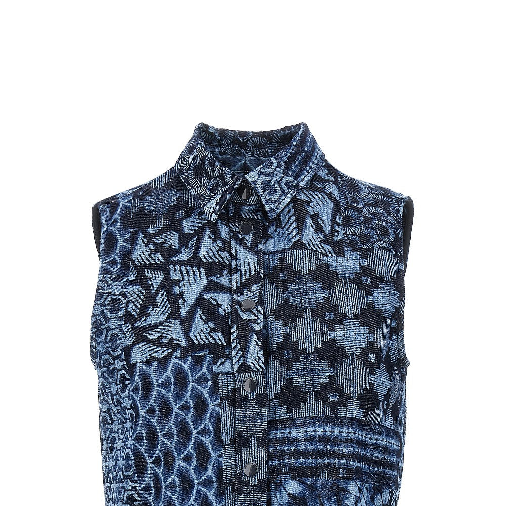 Printed denim sleeveless shirt
