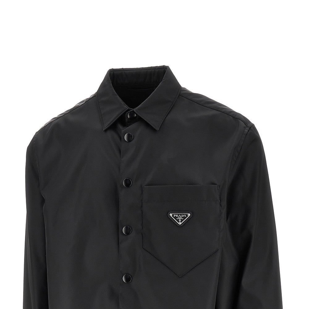 Camicia in Re-Nylon con logo triangolo