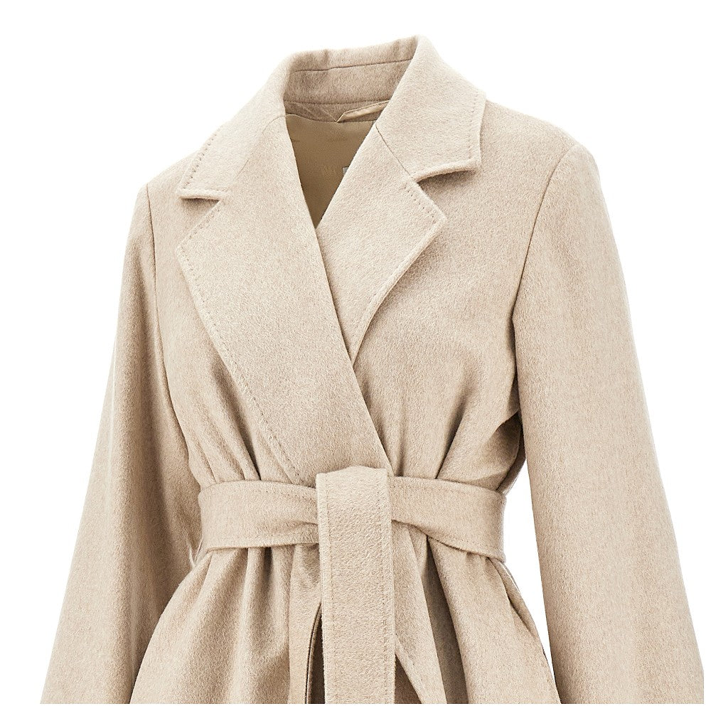 Cappotto in cachemire con cintura