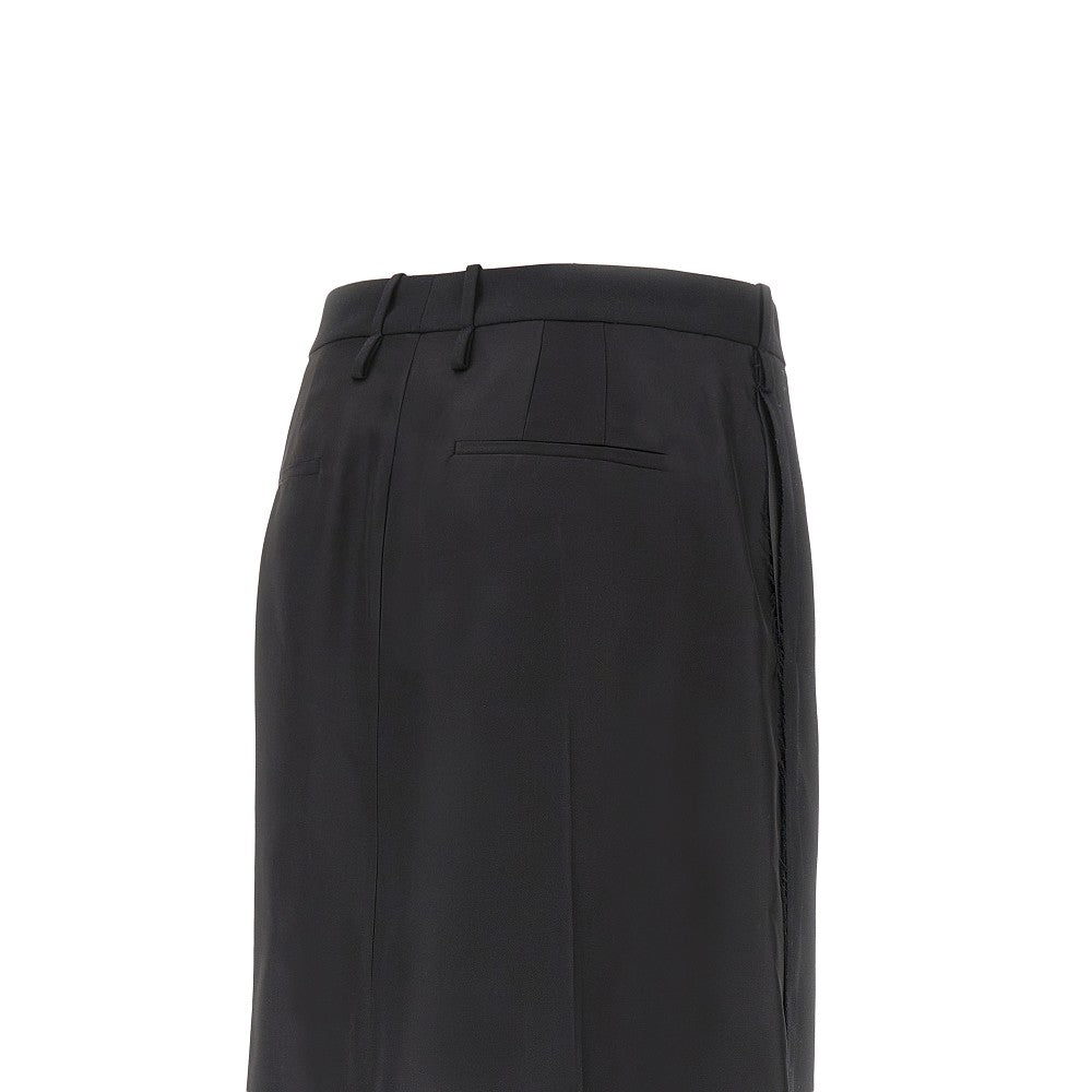 Gabardine skirt with raw finishes