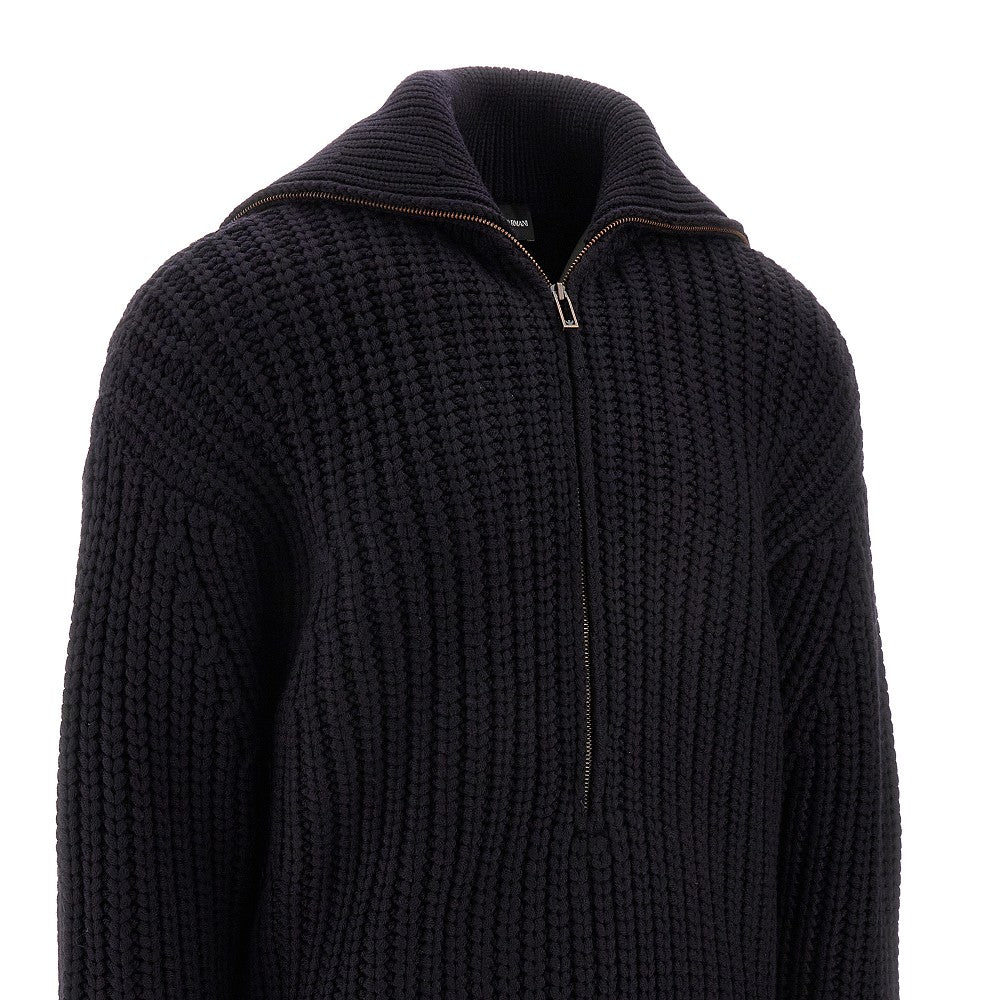 Pullover in lana con maxi collo e zip