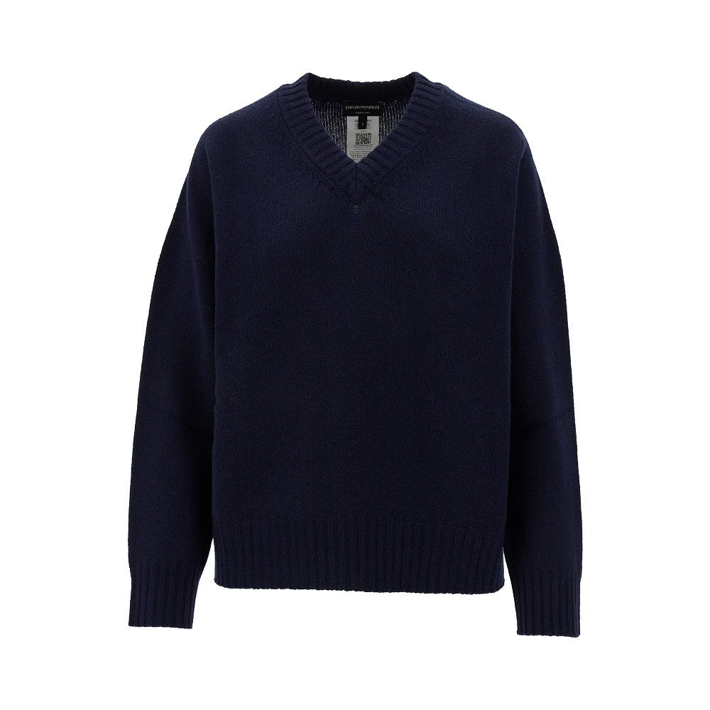 Wool and cashmere sweater