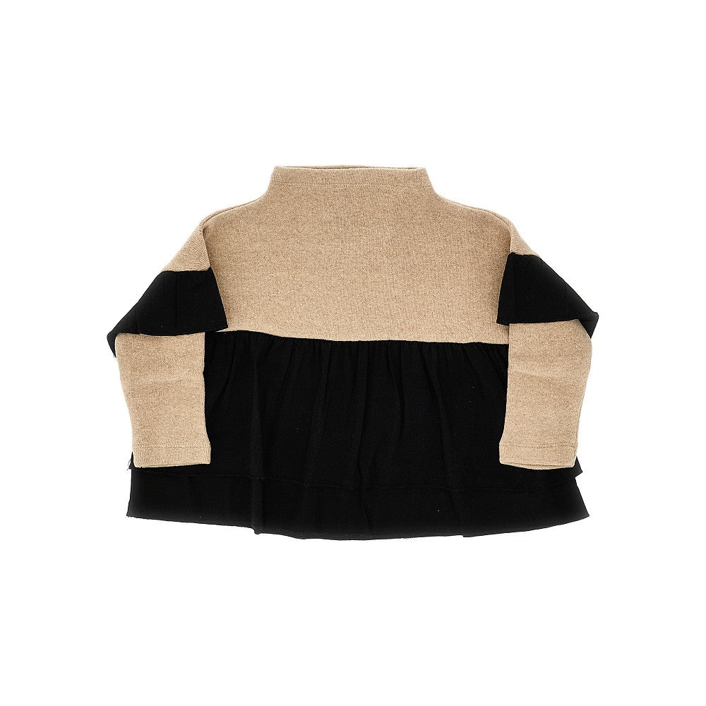 Sweater with contrasting ruffles