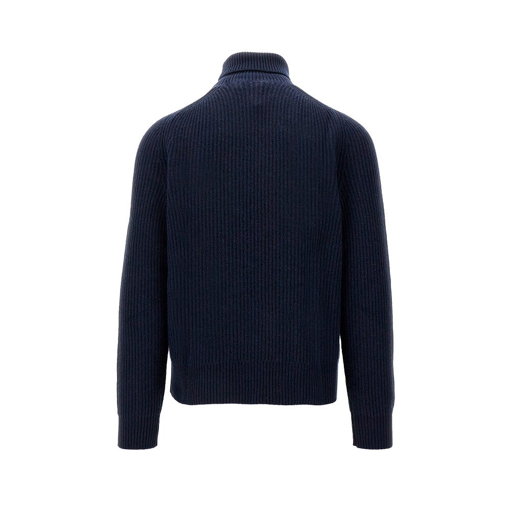 Cashmere turtleneck sweater