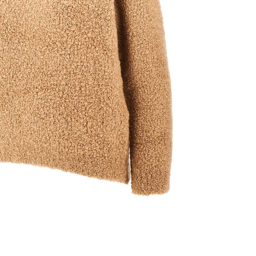 Pullover in cammello e seta bouclé