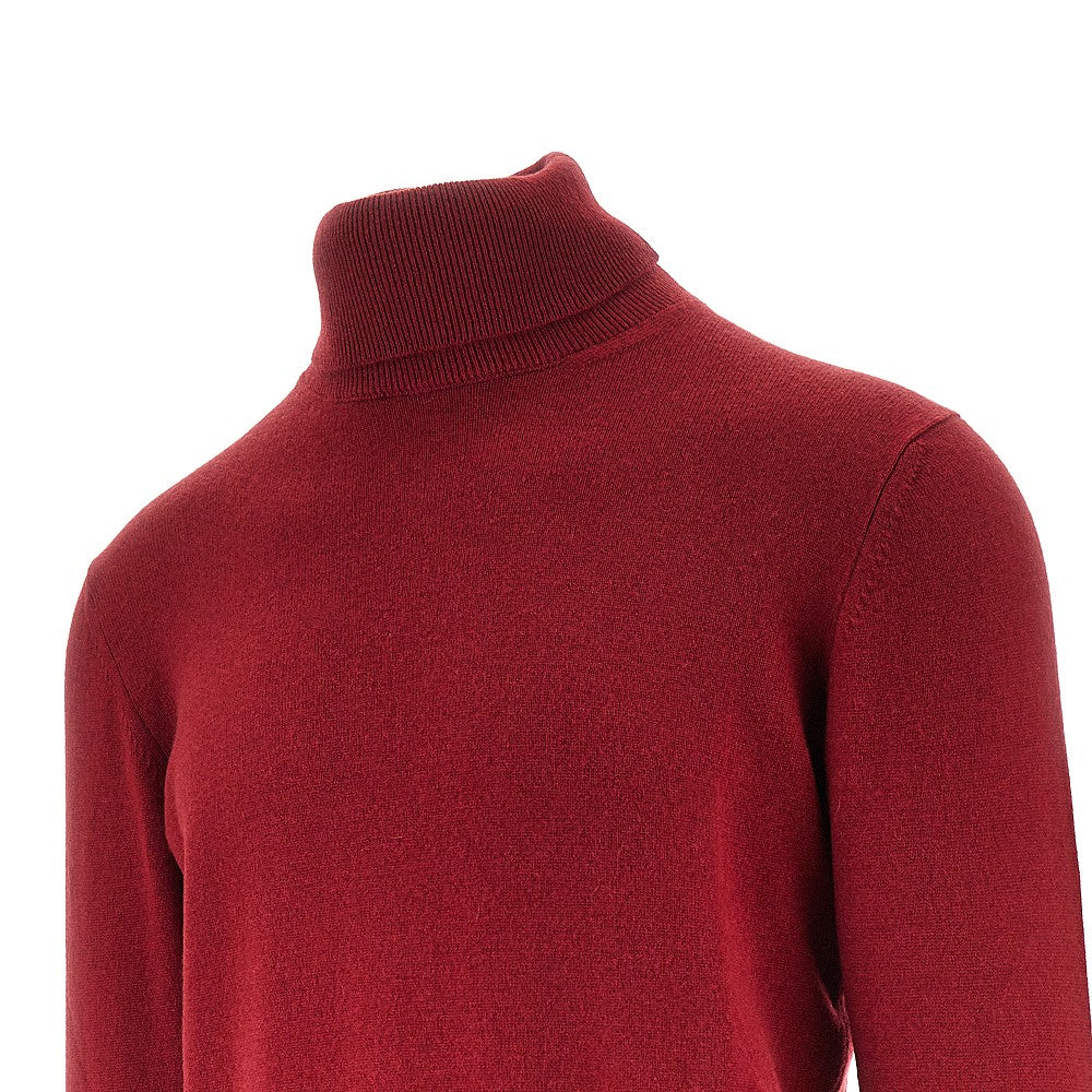 Cashmere turtleneck sweater