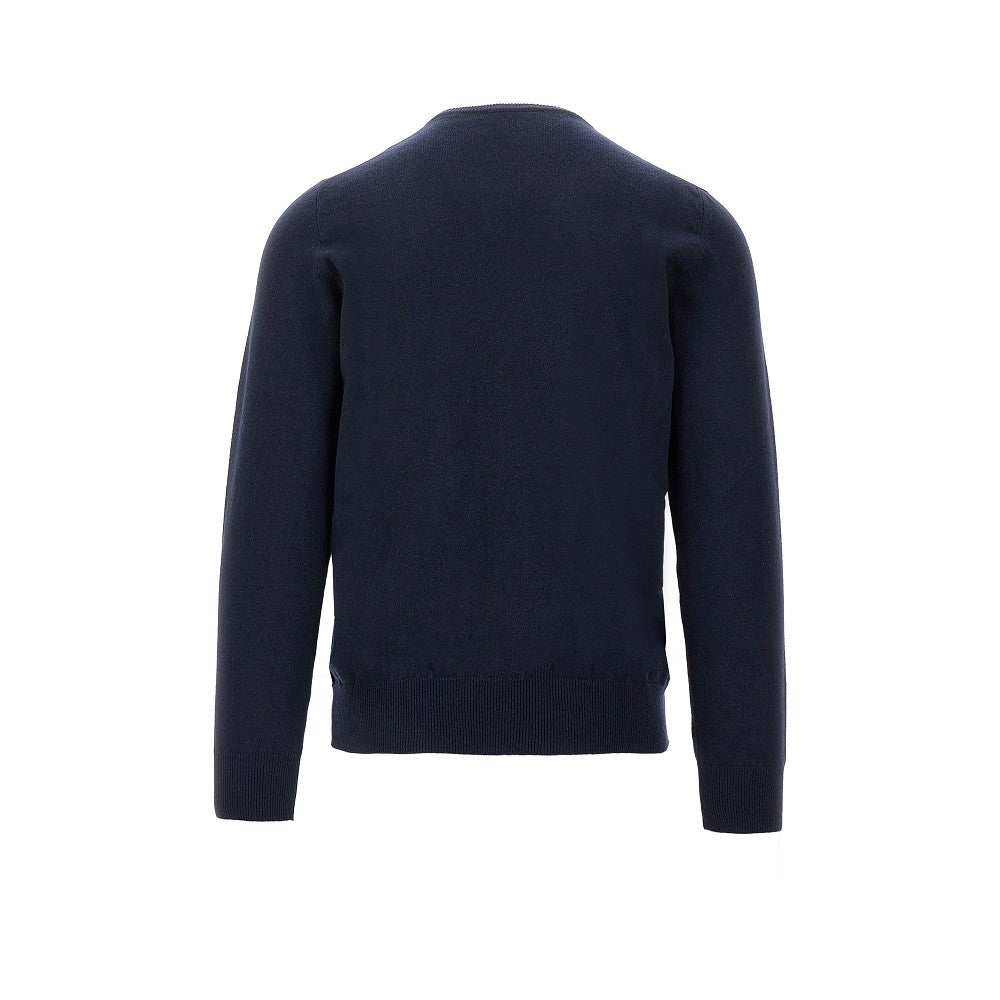 V-neck cashmere sweater