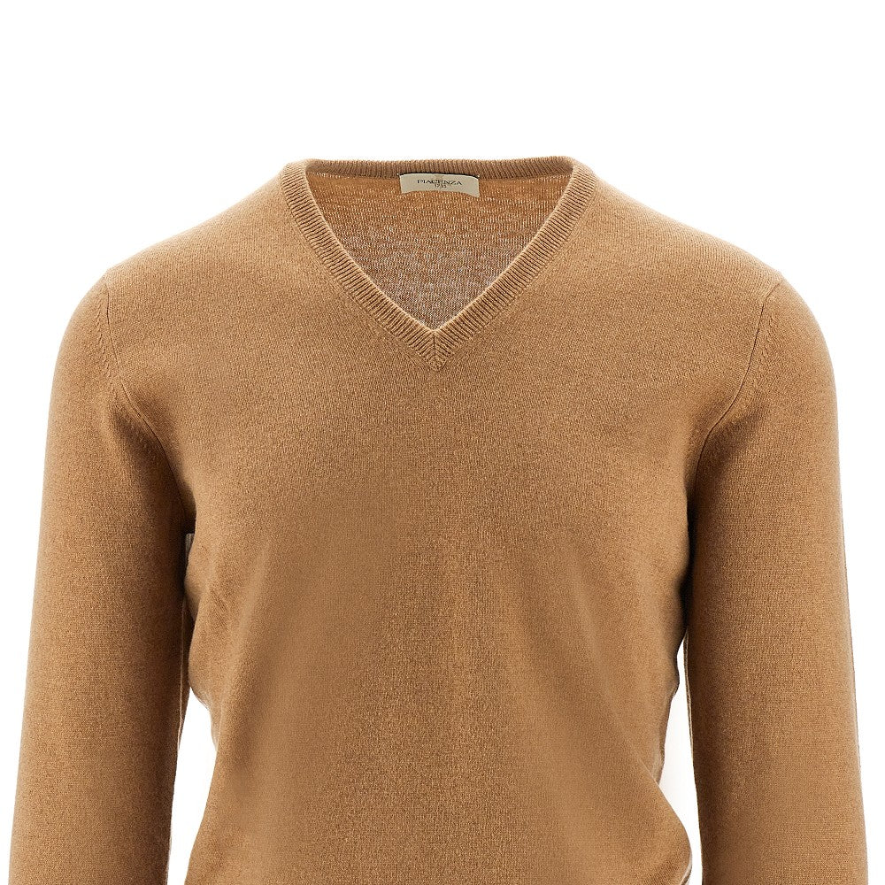 V-neck cashmere sweater