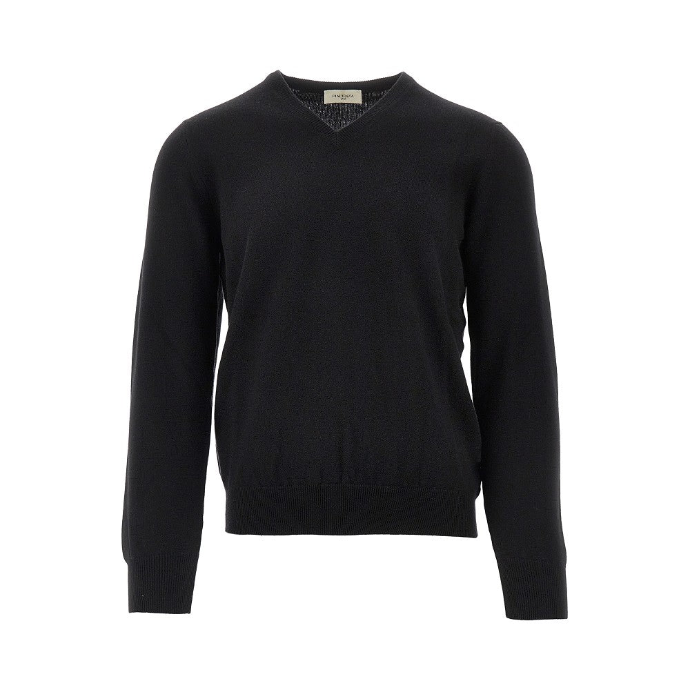 V-neck cashmere sweater