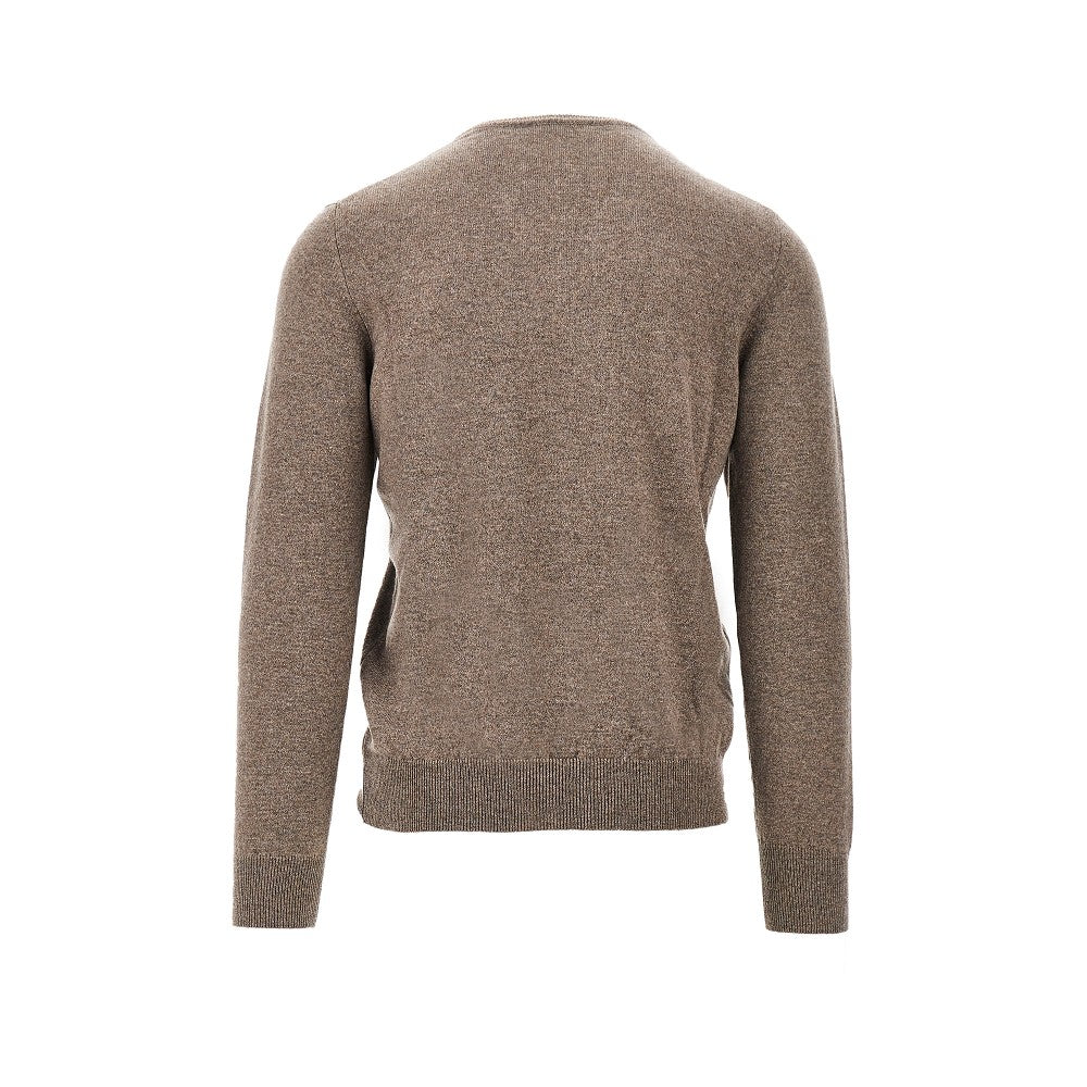 V-neck cashmere sweater