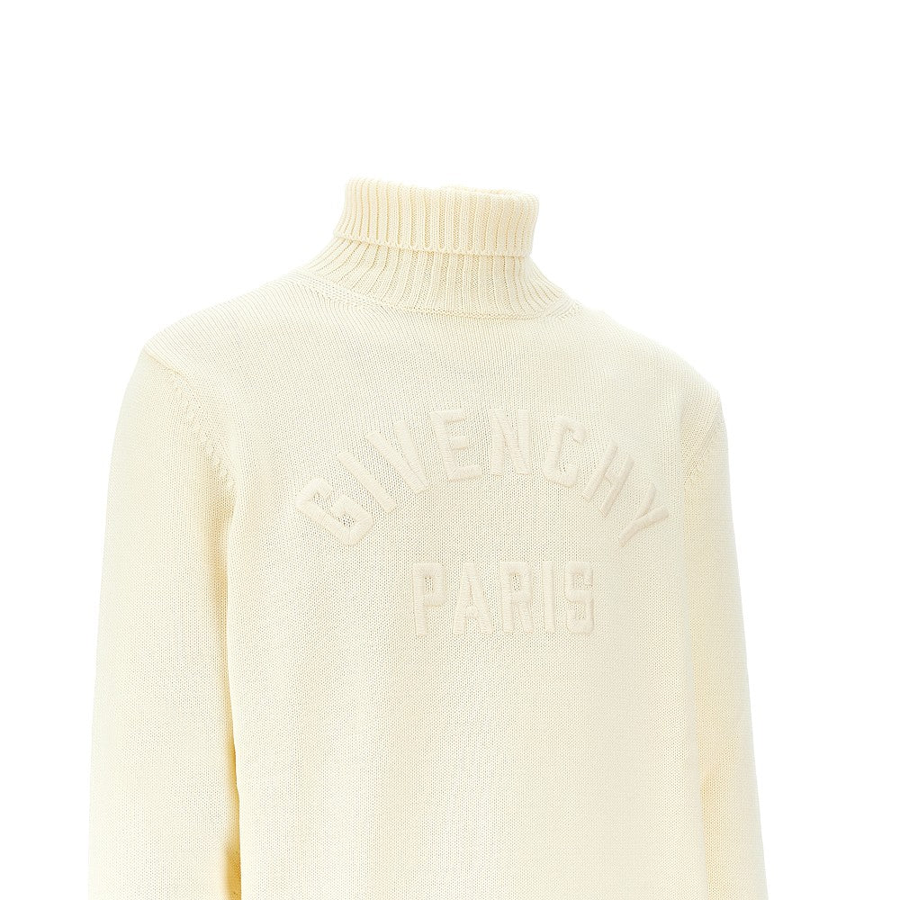 Pullover a collo alto con logo ricamato