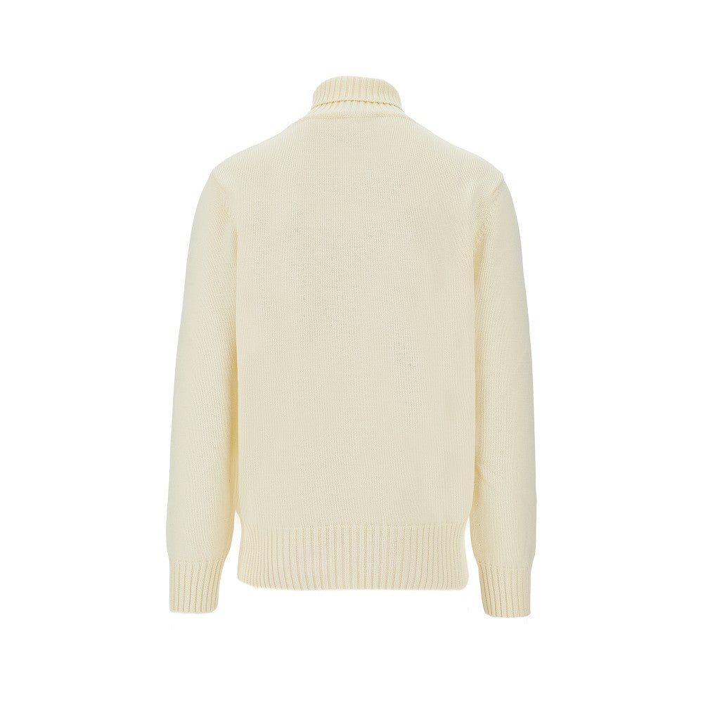 Pullover a collo alto con logo ricamato