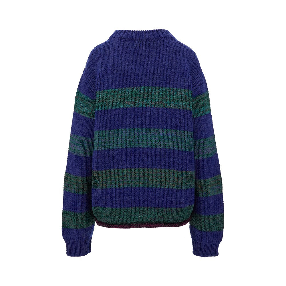 Pullover a righe con effetto smagliato