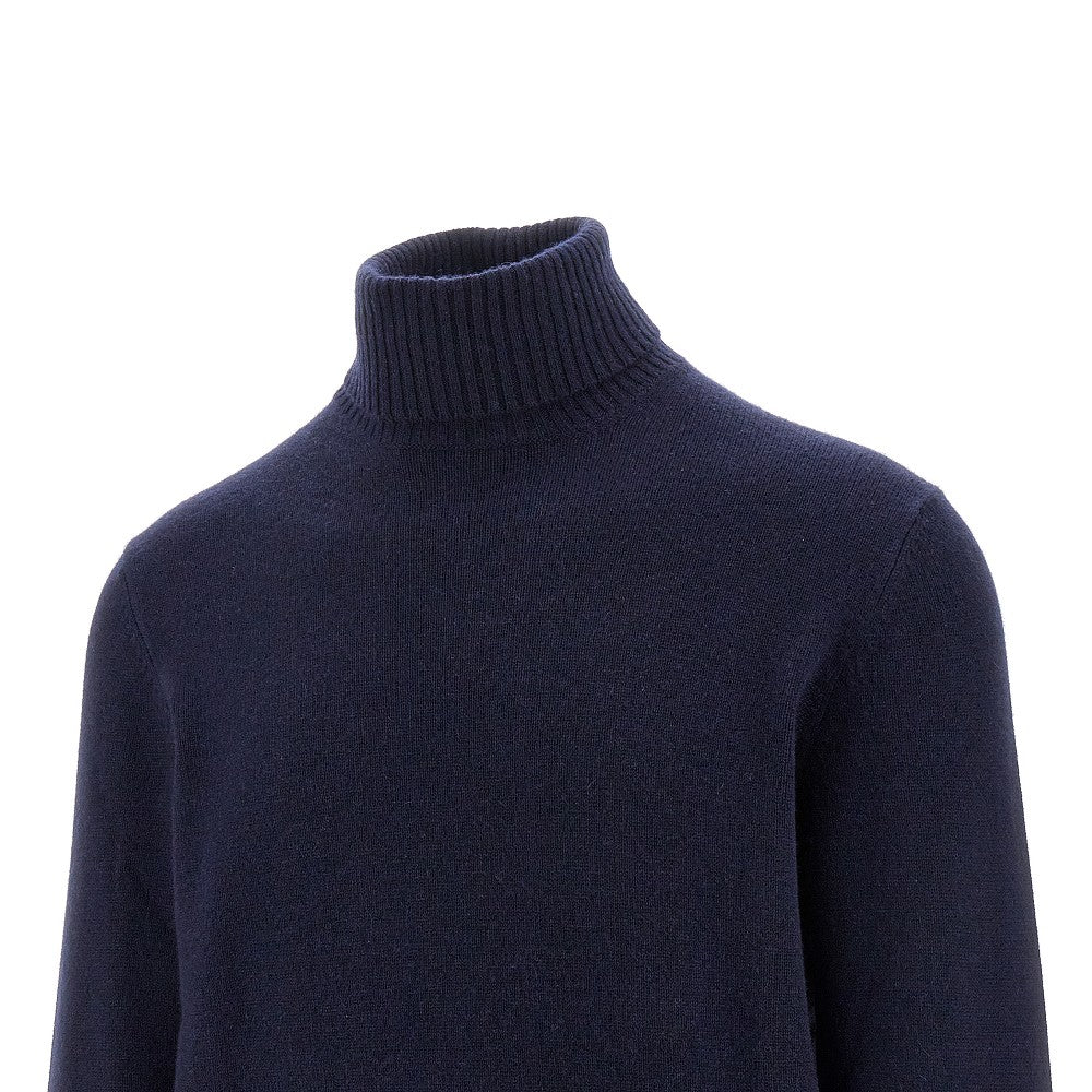 Pullover a collo alto in cachemire