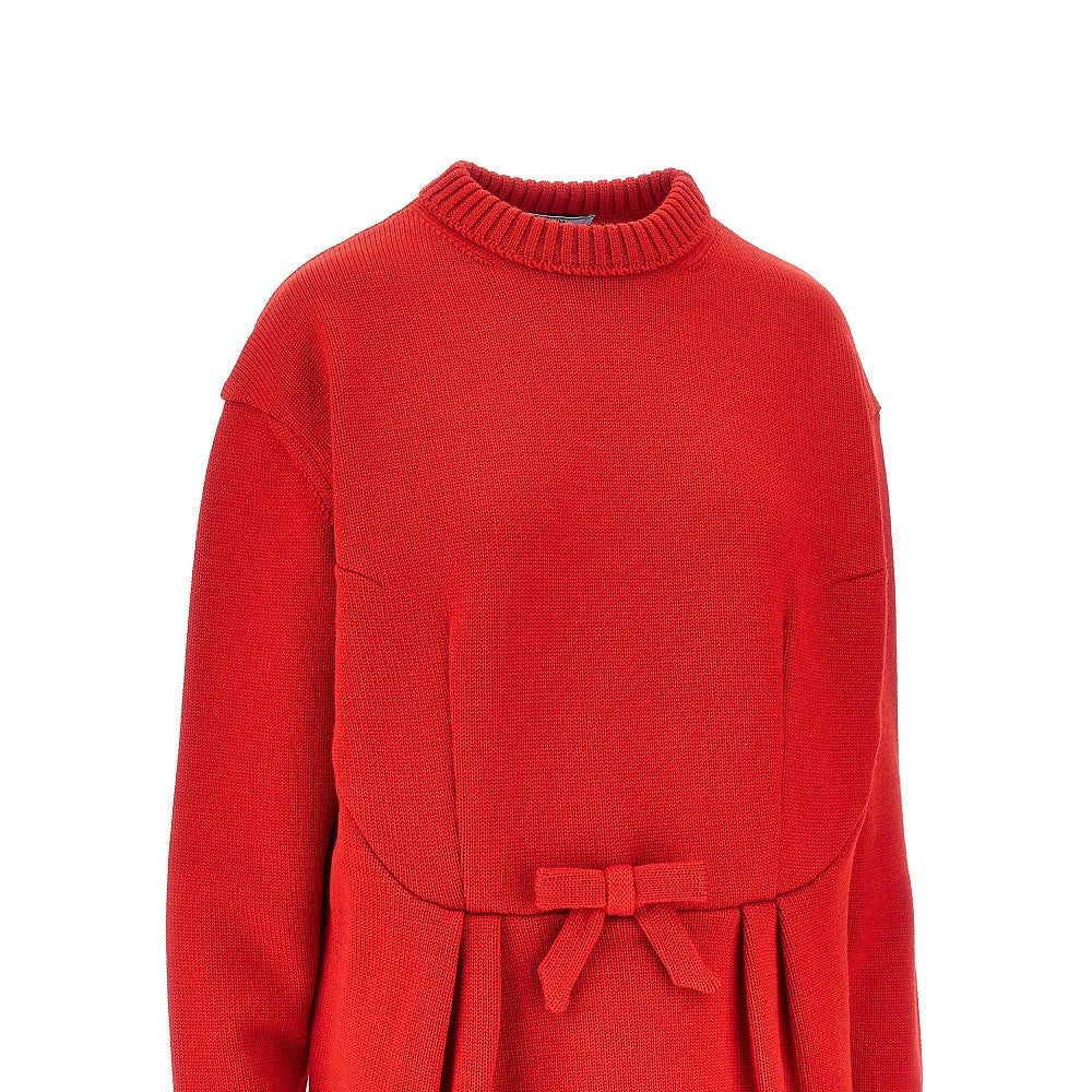 Oversized wool sweater with bow
