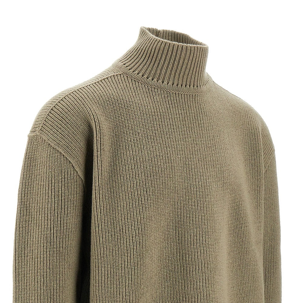Pullover a collo alto in lana