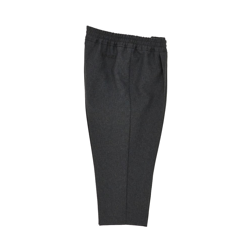 Wool pants with dart