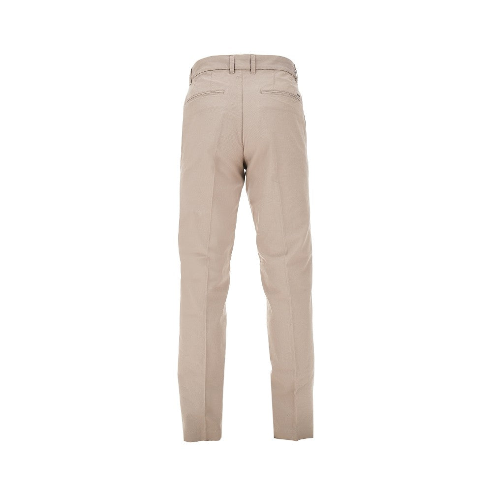 Pantalone chino in gabardine stretch
