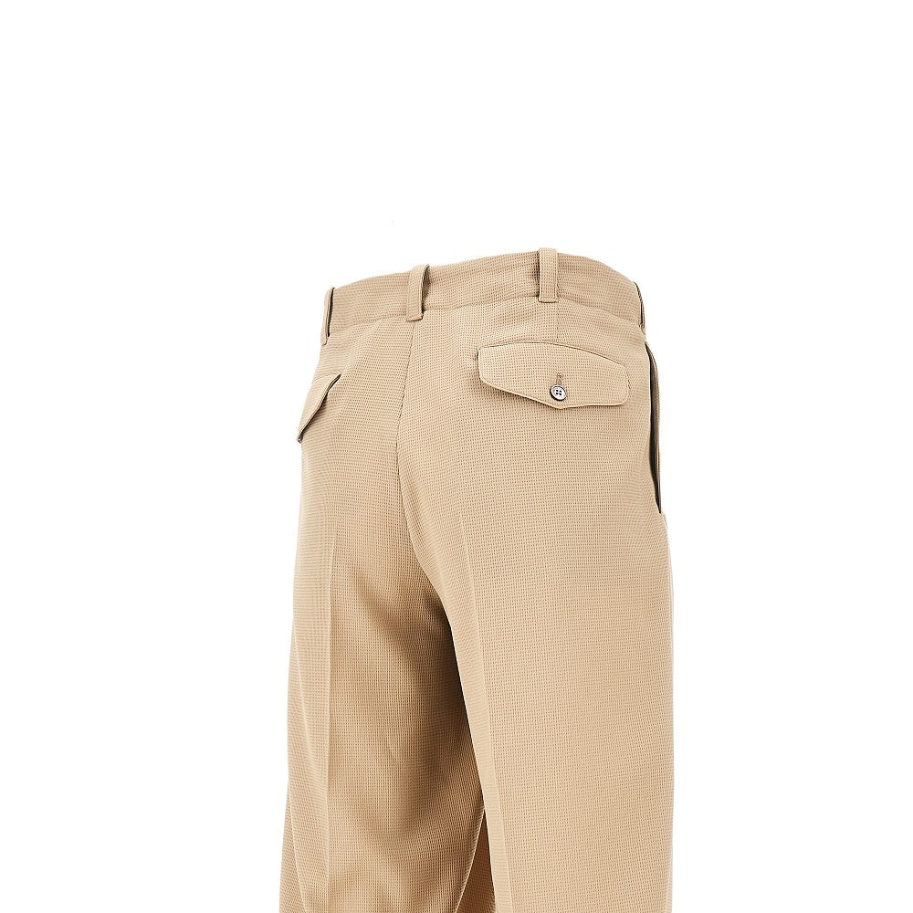 Tailoring pants with loose leg