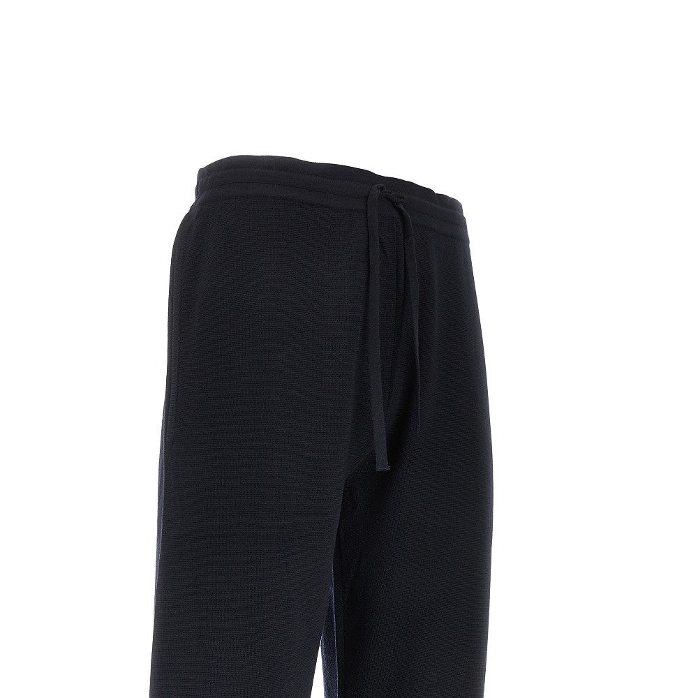 Travel Essential wool pants