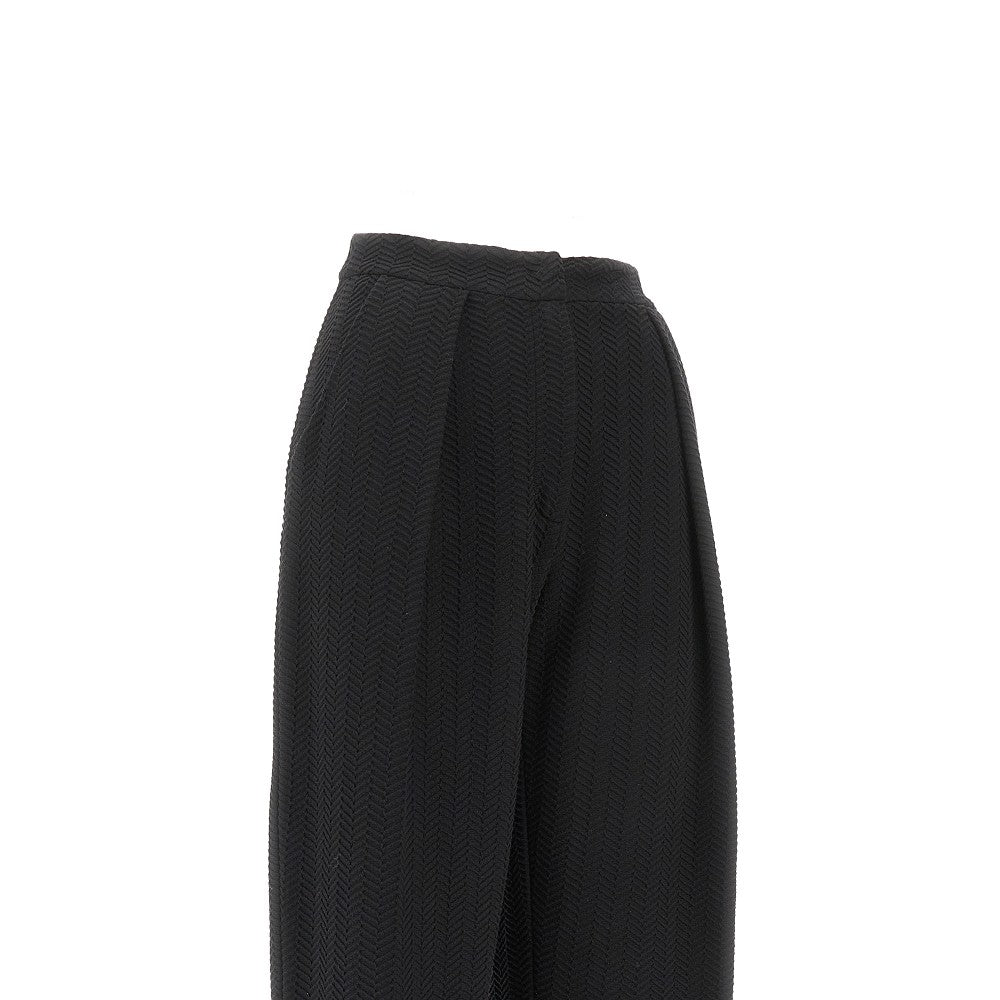 Pantalone in jersey goffrato con pince