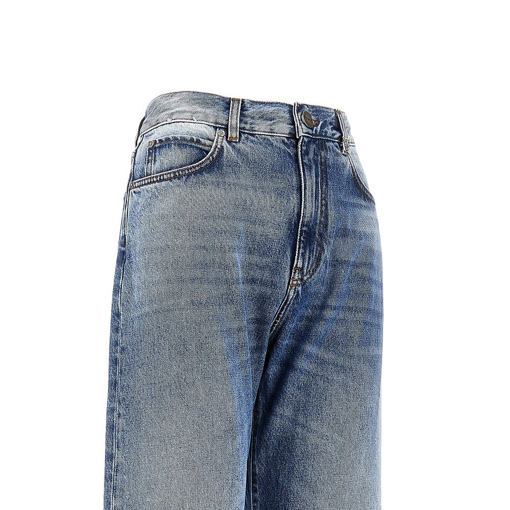 Wide leg jeans with turned-up hem