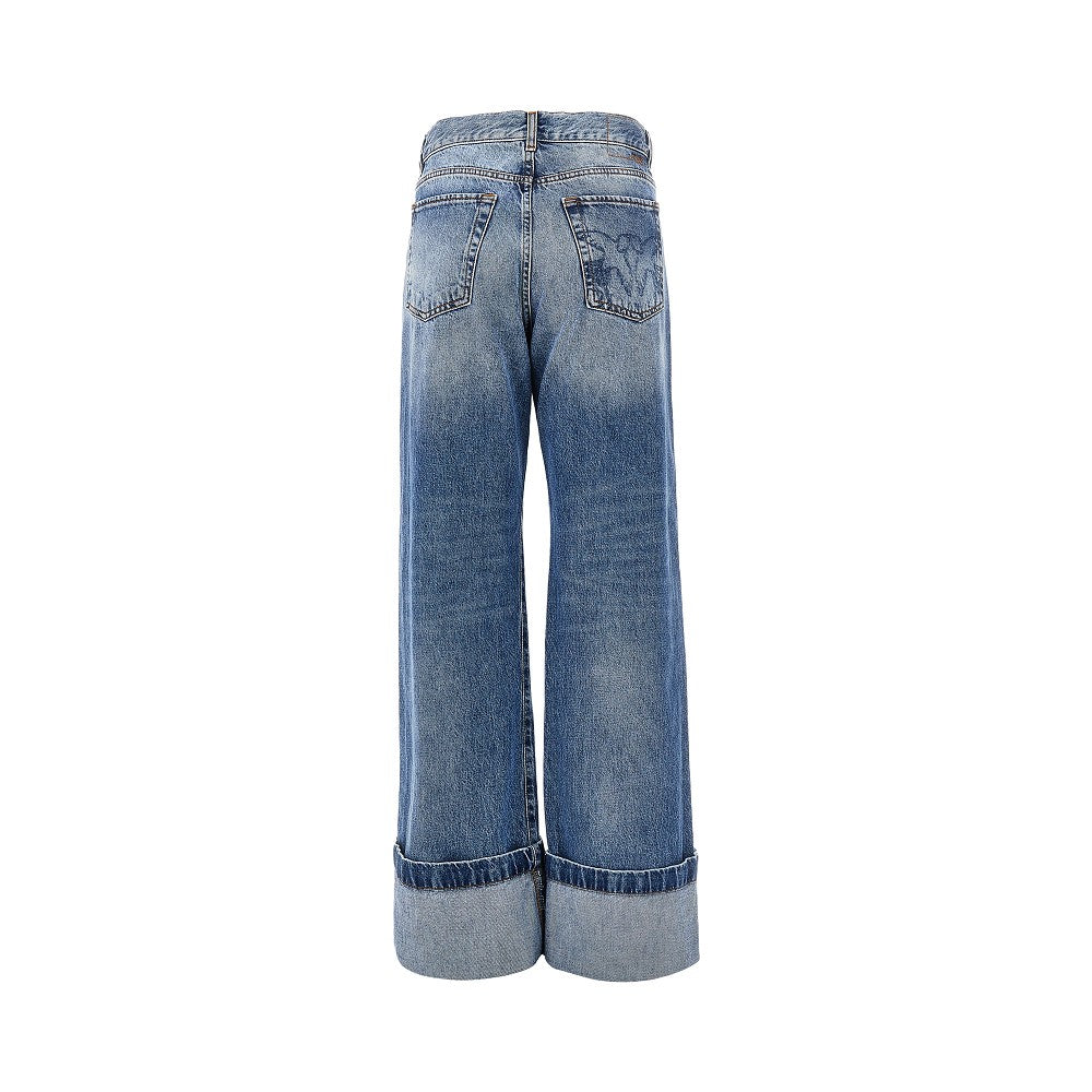Wide leg jeans with turned-up hem