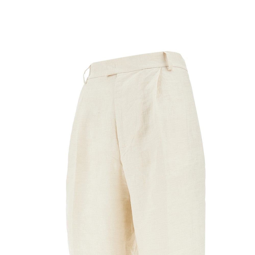 Pantalone in lino con pince