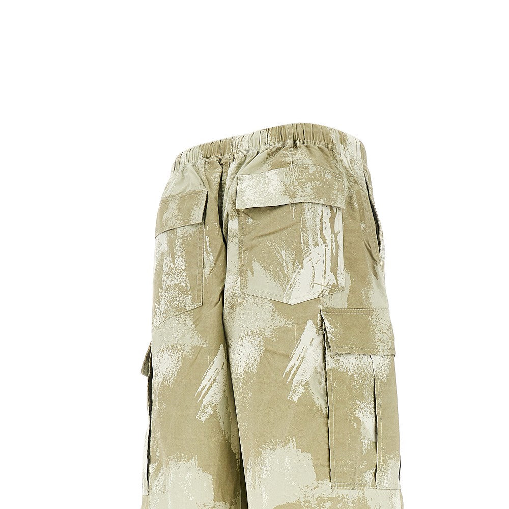 Pantalone cargo oversize camouflage