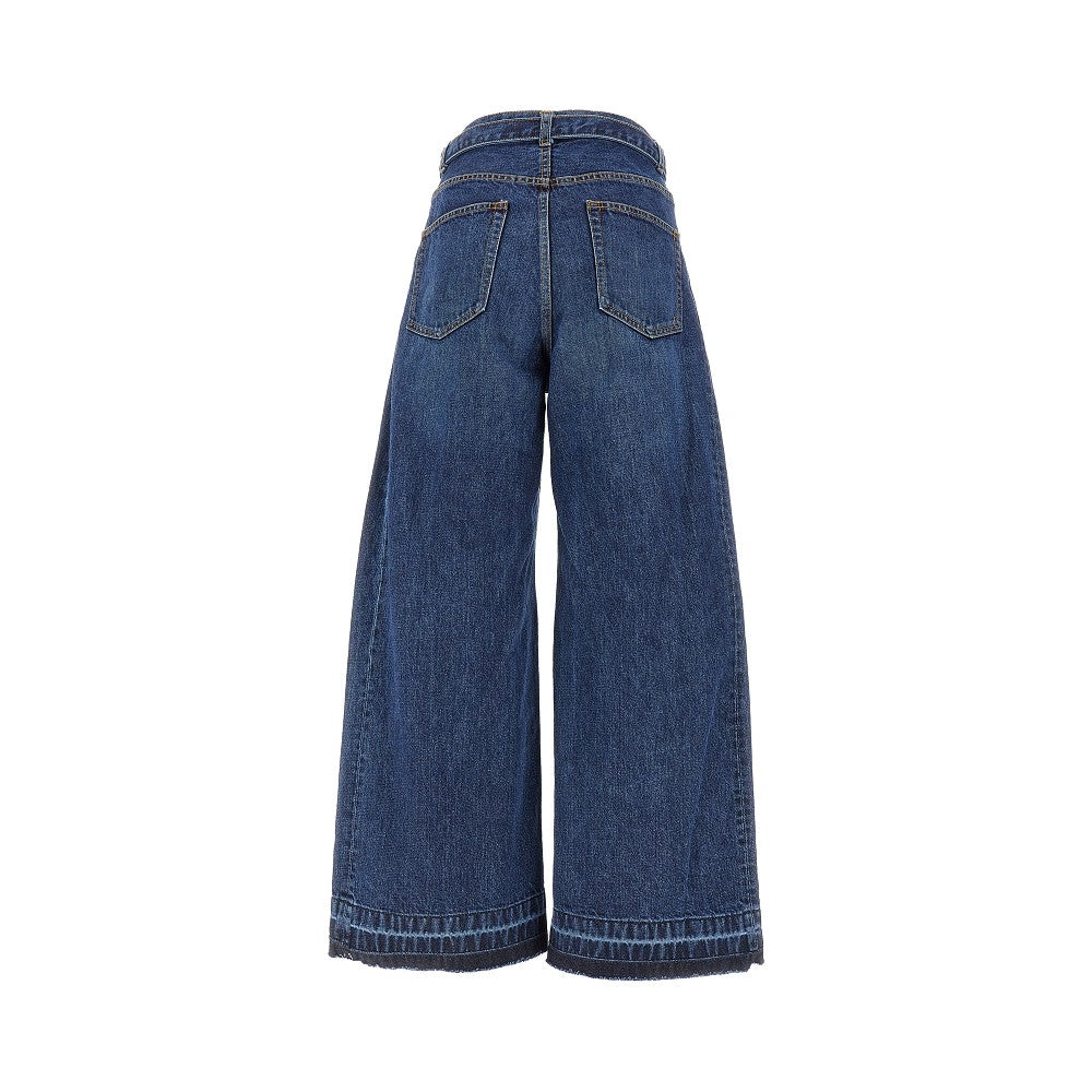 Jeans oversize con cintura