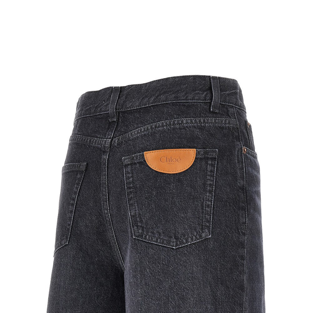 Jeans ampi a vita alta