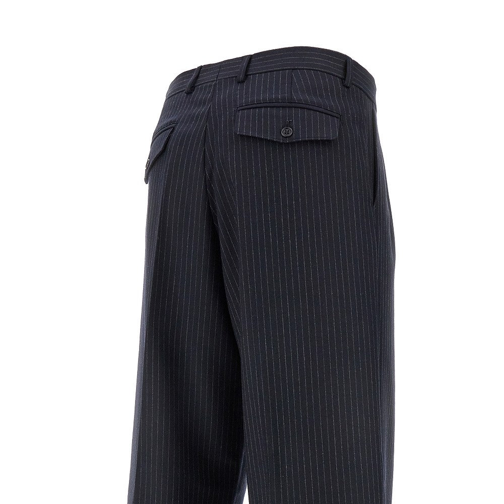 Pantalone gessato a gamba ampia con pince