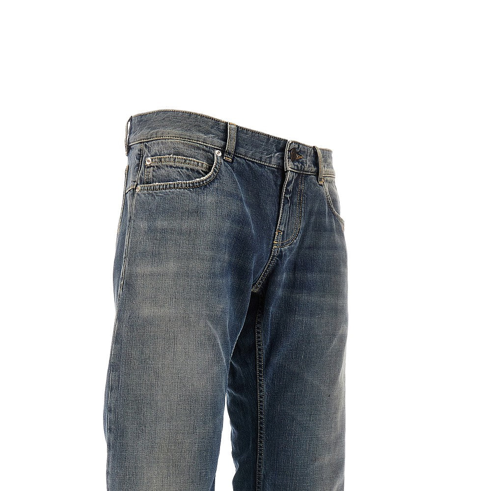 Jeans a vita bassa