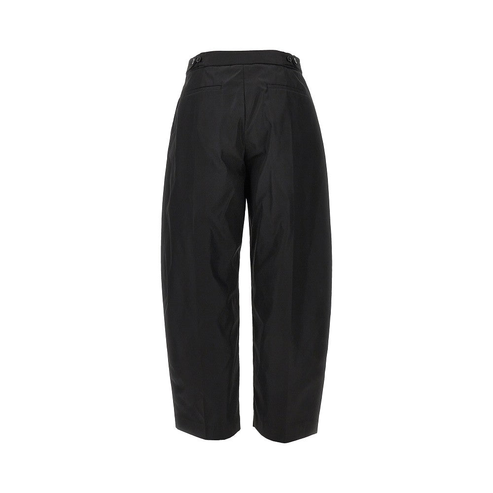 Pantalone affusolato in taffetà tecnico