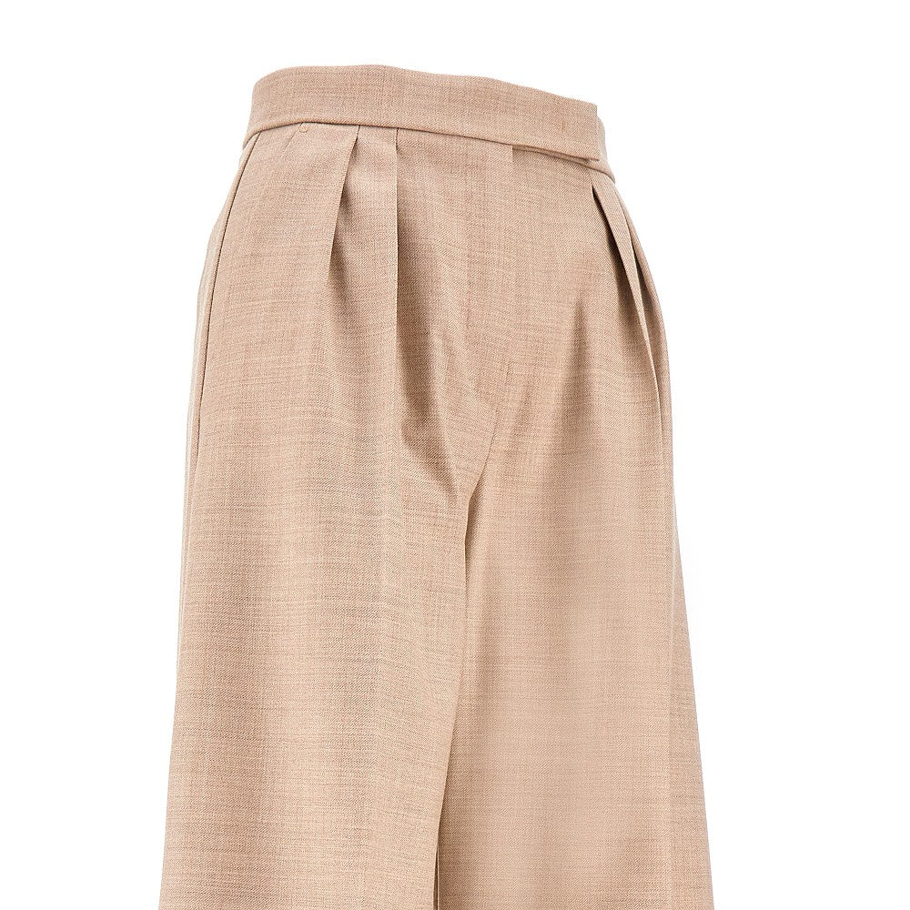 Wide leg pants with darts