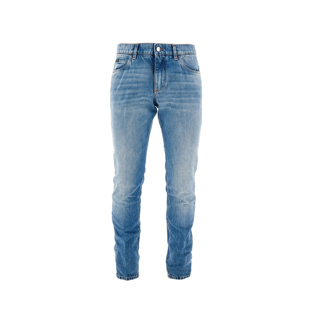 Jeans Regular Fit con placchetta logo