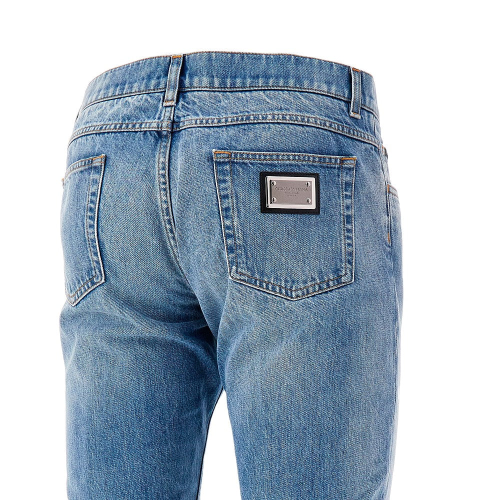 Jeans Regular Fit con placchetta logo
