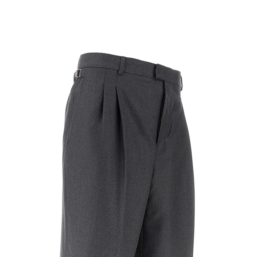 Wide leg pants with darts