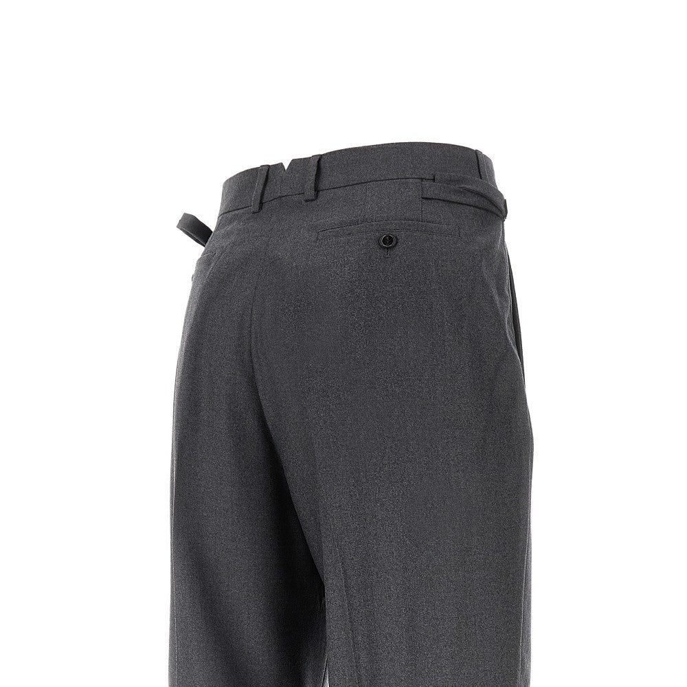 Wide leg pants with darts