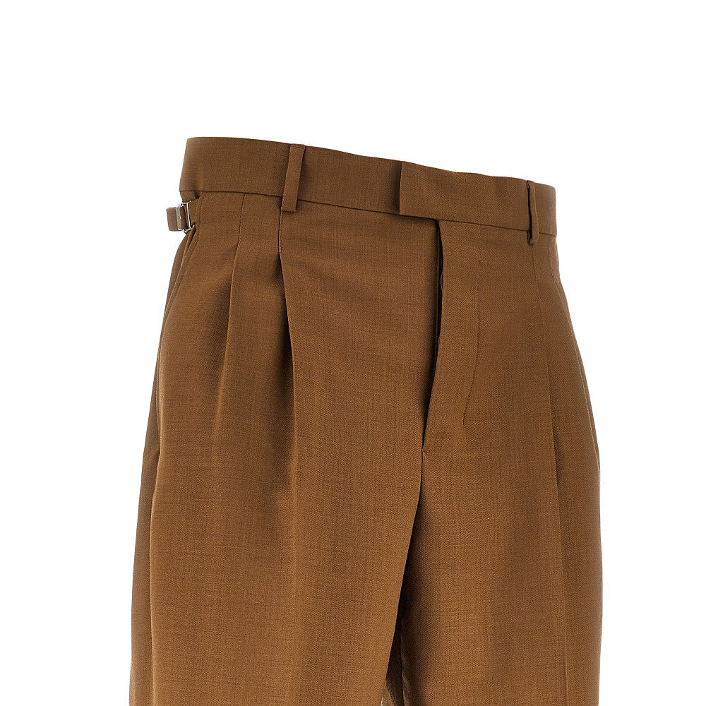 Wide leg pants with darts