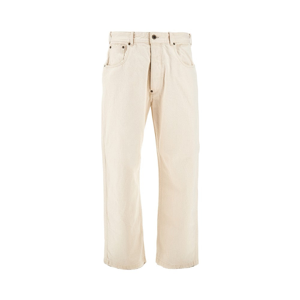 Jeans a gamba ampia con fondo a taglio vivo