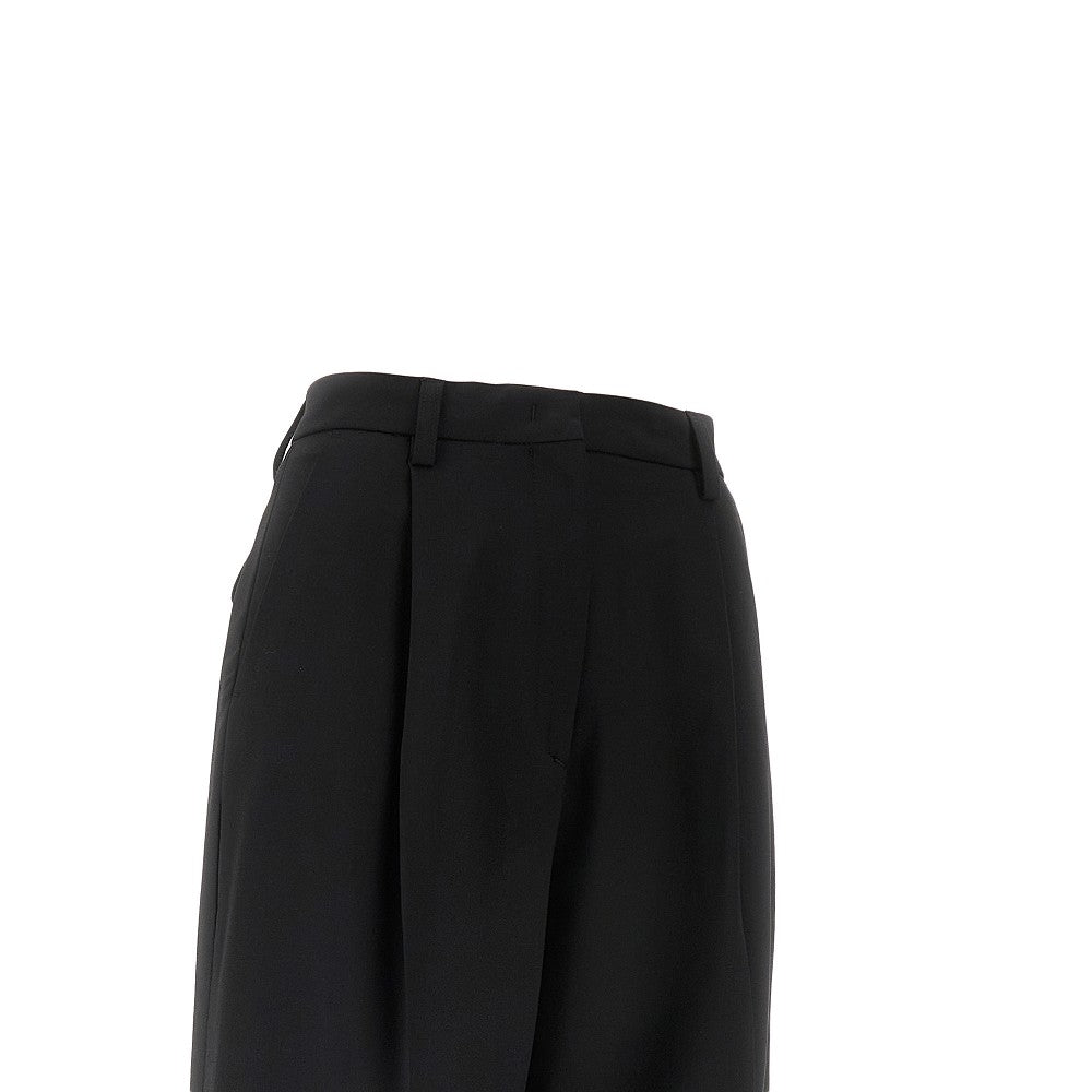 Pantalone in gabardine con pince