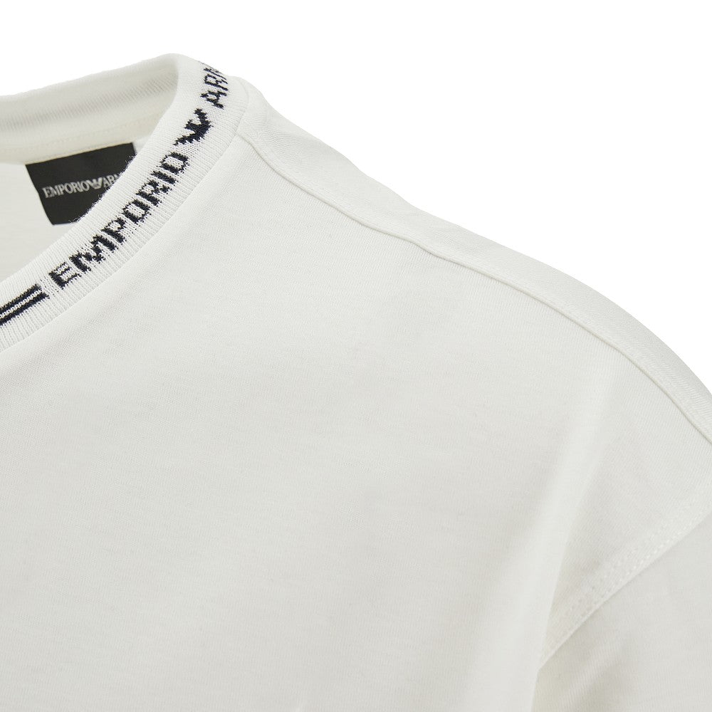 T-shirt with branded crewneck
