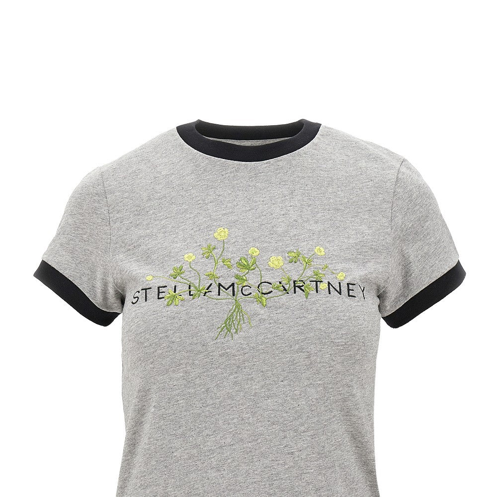 Floral embroidery T-shirt