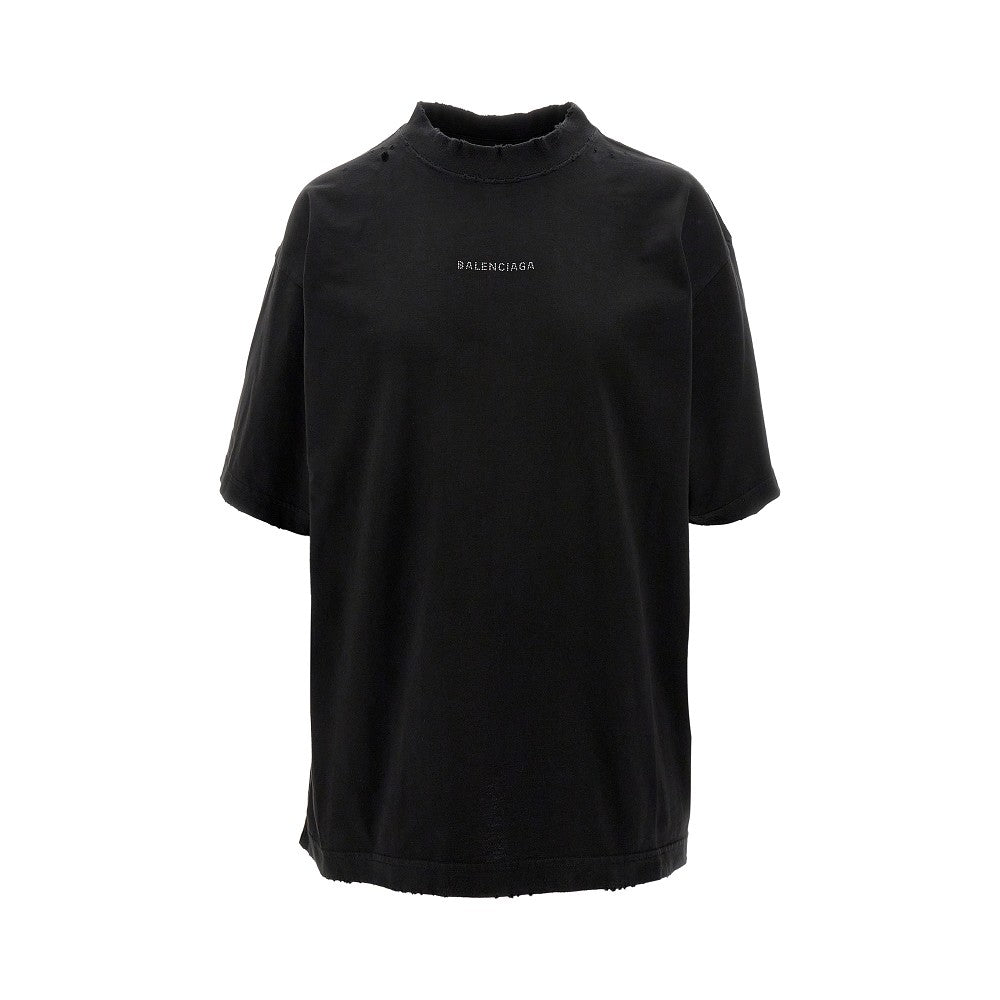T-shirt distressed con logo strass