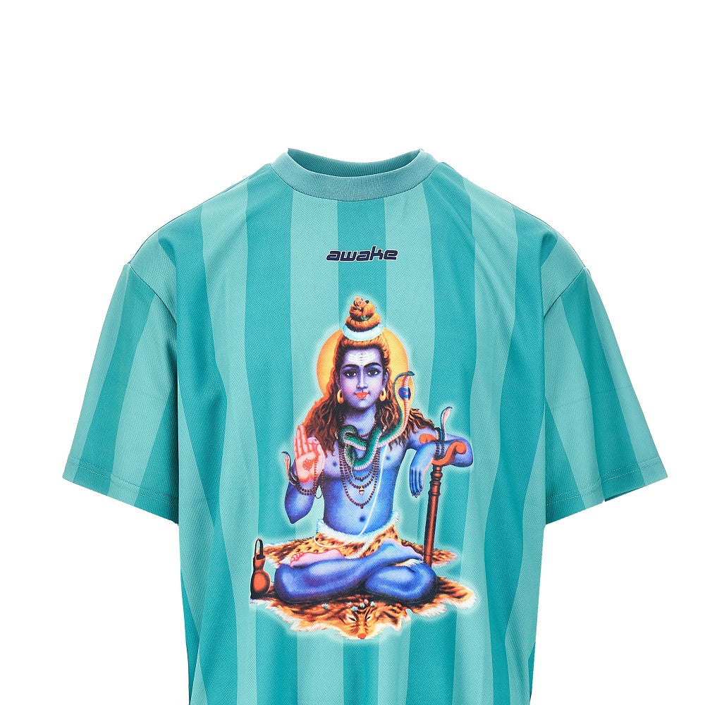 T-shirt in soccer jersey