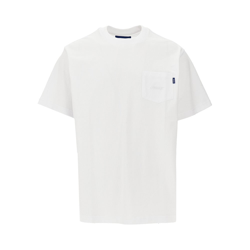 T-shirt con logo ricamato sul taschino